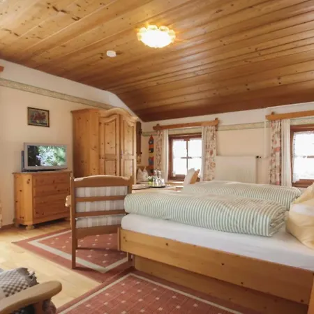 Gaestehaus Herbstbauernhof Agroturismo *