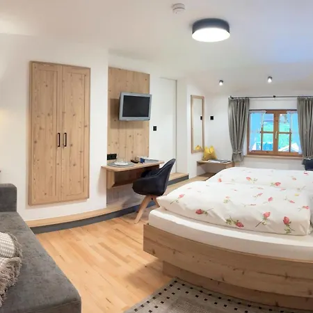 Gaestehaus Herbstbauernhof Agroturismo *
