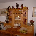 Gaestehaus Herbstbauernhof * ジークスドルフ