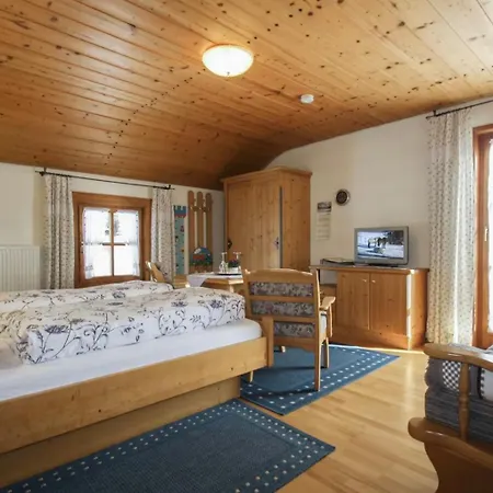 Çiftlik konaklama Gaestehaus Herbstbauernhof Siegsdorf