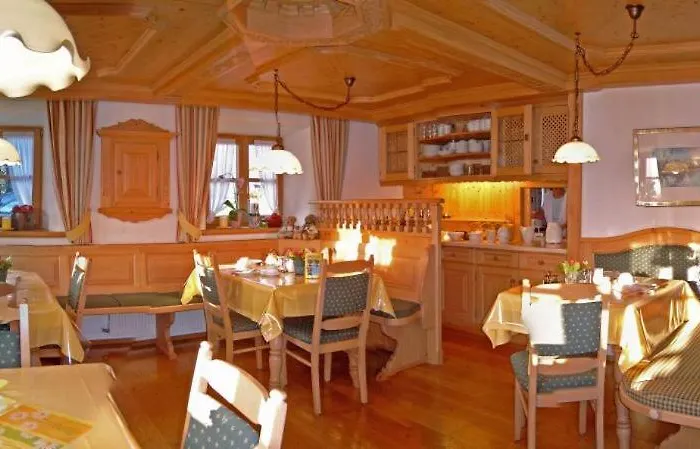 Farma Gaestehaus Herbstbauernhof Siegsdorf